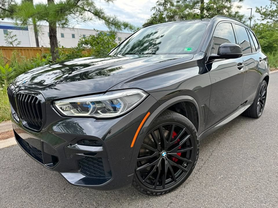 2022 BMW X5 M50i
