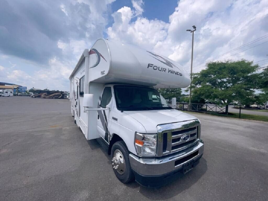 2021 Thor Four Winds 27R