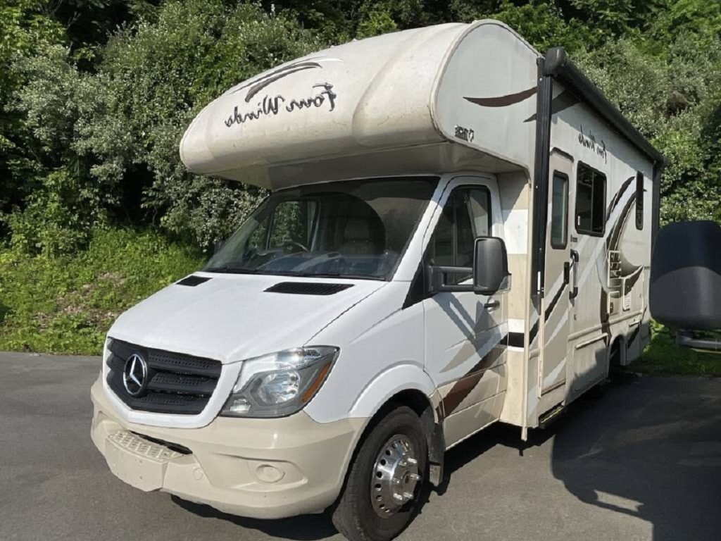 2018 Thor Four Winds 24HL