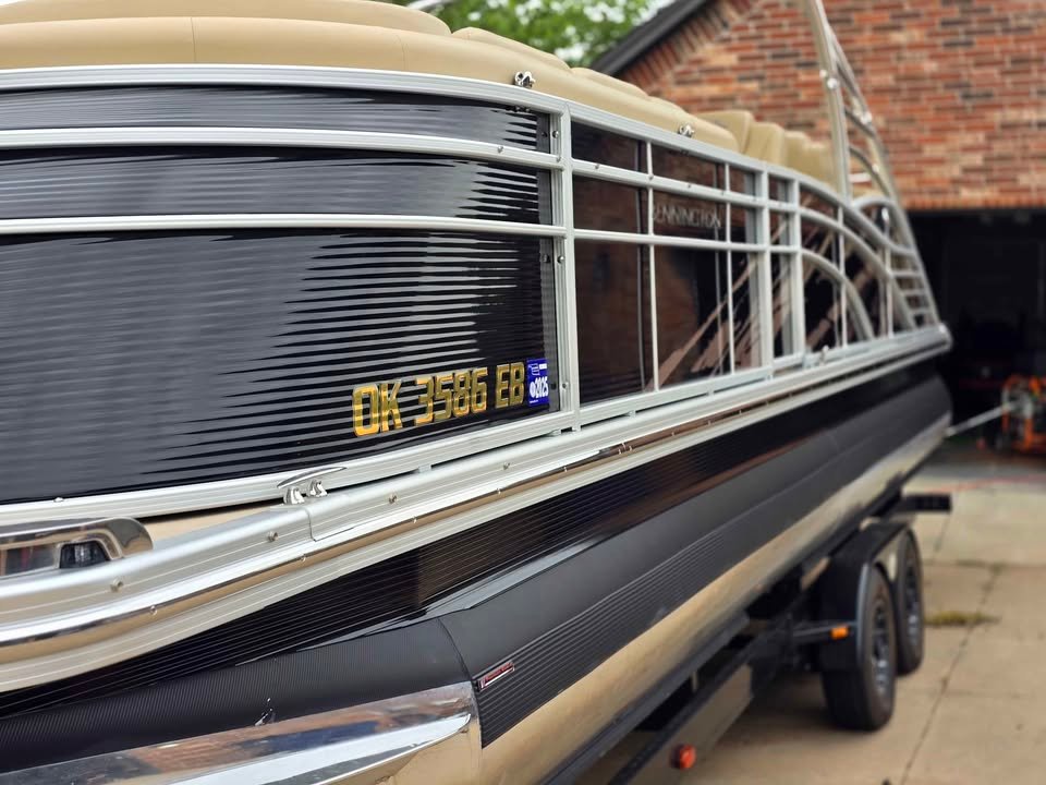 2013 Bennington Q2575