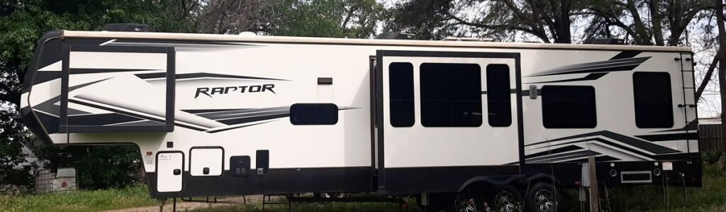 2022 Keystone Raptor Toy Hauler