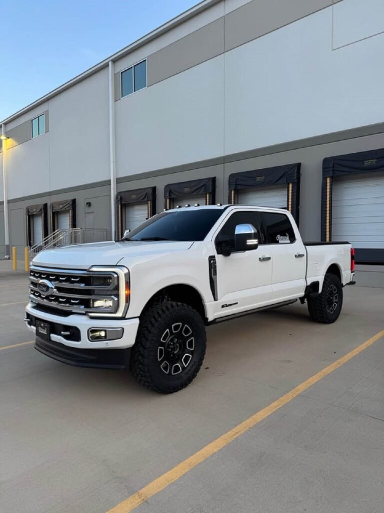 2024 Ford F-250 HD Platinum