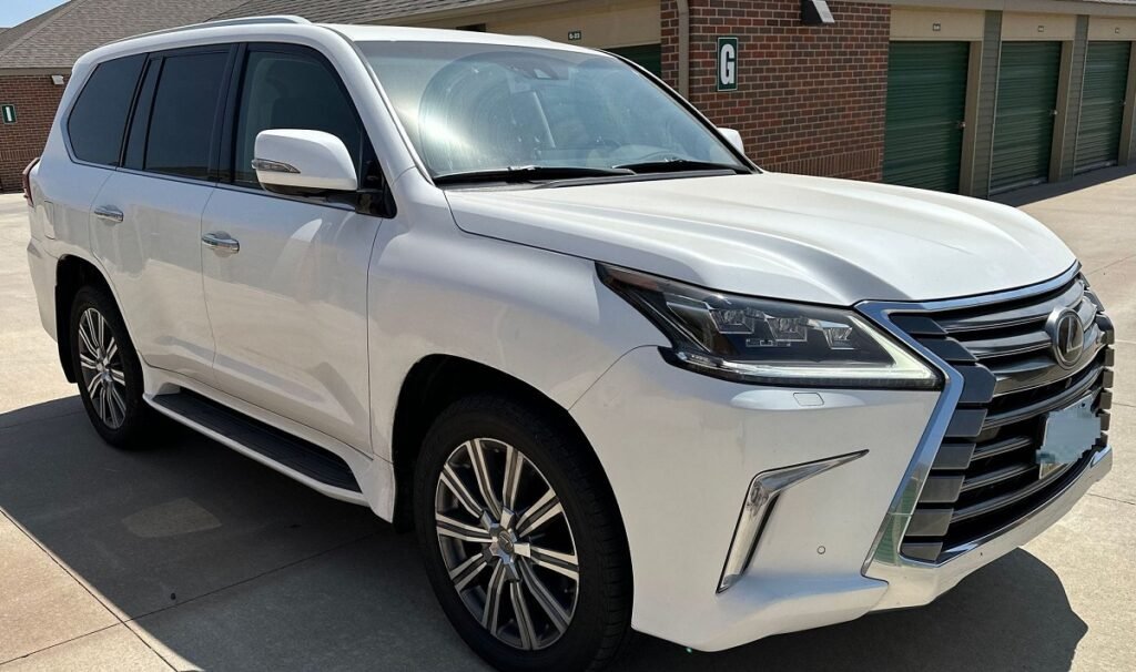 2016 Lexus LX 570