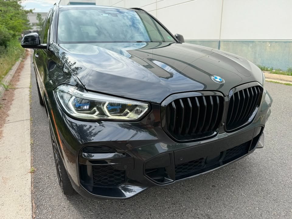 2022 BMW X5 M50i