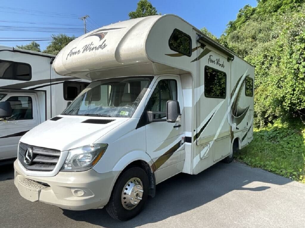 2018 Thor Four Winds 24HL