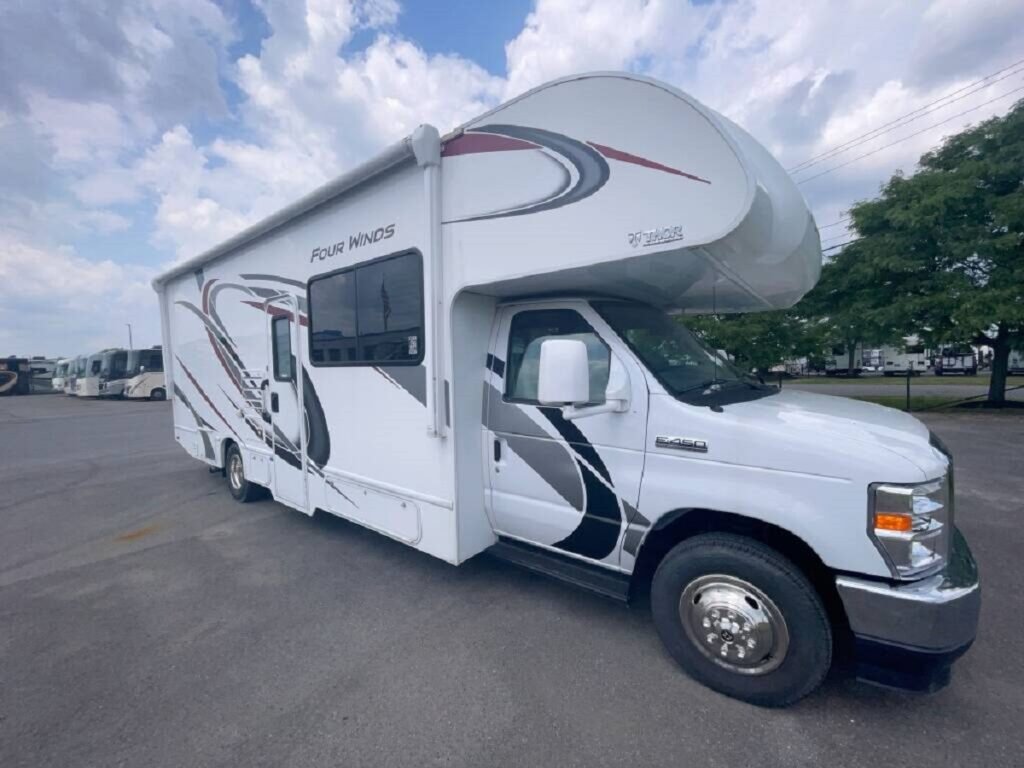 2021 Thor Four Winds 27R