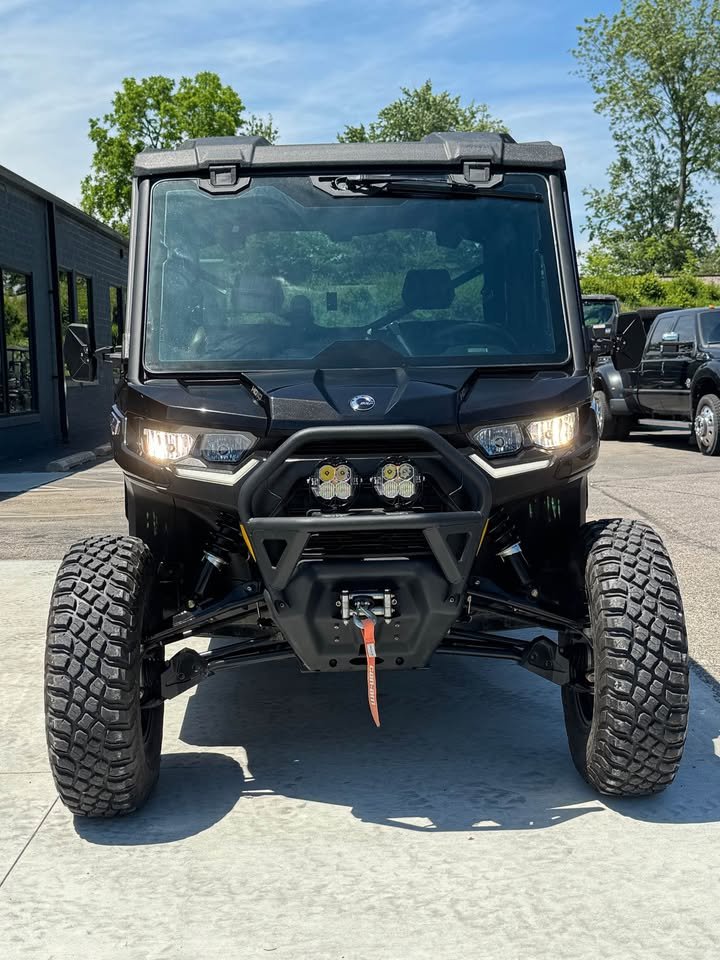 2023 Can-Am Defender HD10 Max Lone Star Cab