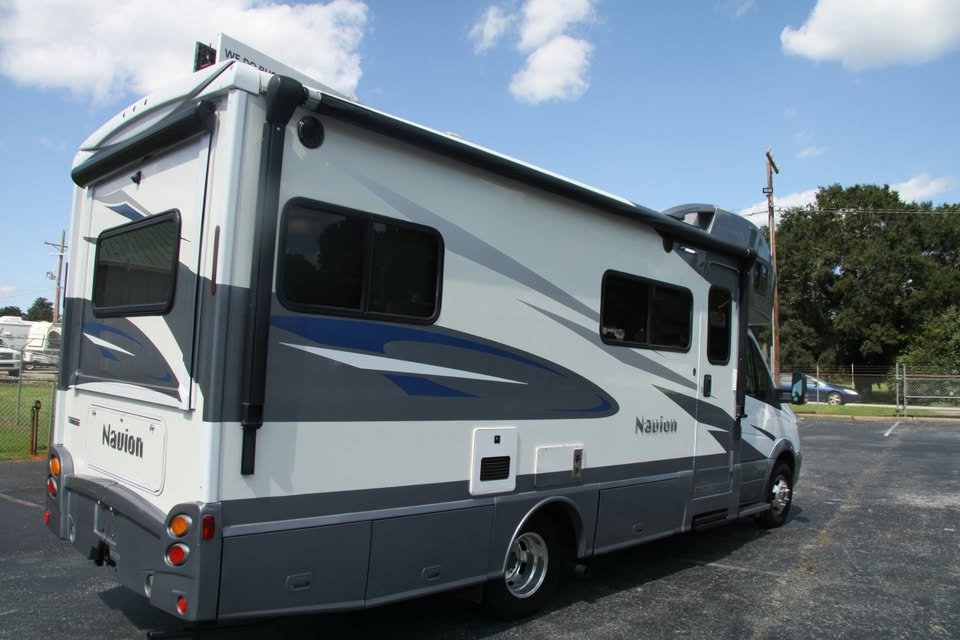 2019 Winnebago View Navion 24G