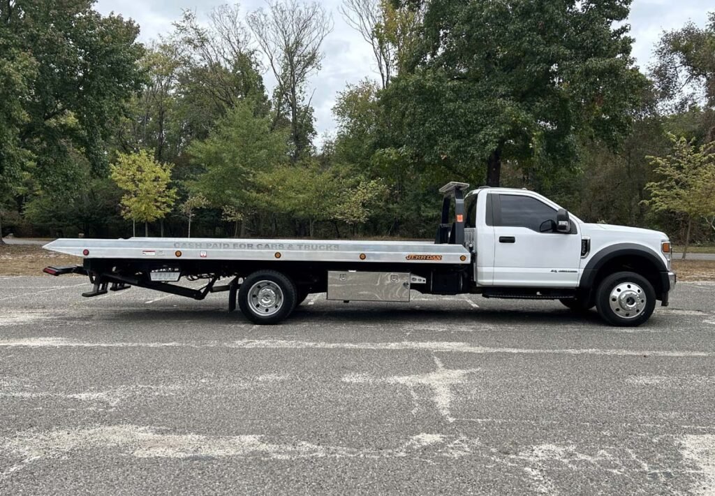 2020 Ford F-550 Super Duty XLT Rollback Tow Truck